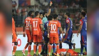 ISL 2018-19: Sunil Chhetri scores winner in heated encounter against FC Goa to take Bengaluru FC joint-top of league