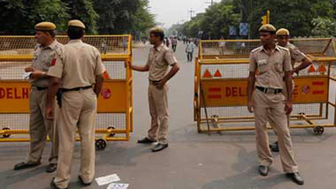 Swami Vivekanand statue vandalised in JNU: Delhi Police books 'unidentified persons'; administration... - Firstpost