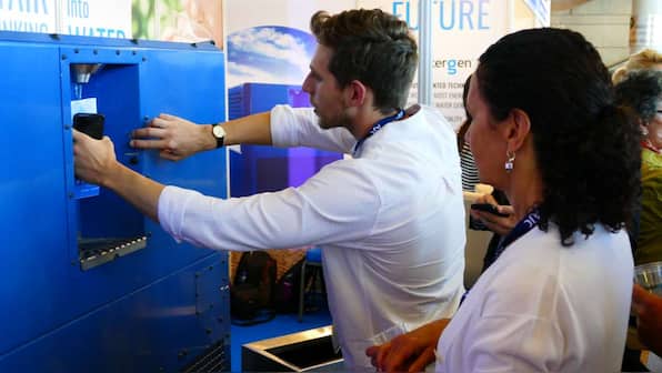 Machine that makes drinking water out of thin air gains popularity worldwide