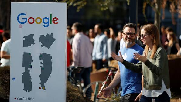Google blocks gender-based pronouns from its AI-based smart compose tool