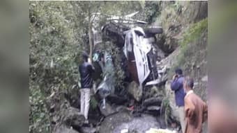 21 injured after bus falls into gorge near Solan-Shimla border in Himachal Pradesh; police blame driver for accident