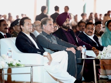 Kartarpur corridor: Punjab Congress leader defends Navjot Sidhu's Pakistan visit, questions MEA Kartarpur corridor: Punjab Congress leader defends Navjot Sidhu's Pakistan visit, questions MEA
