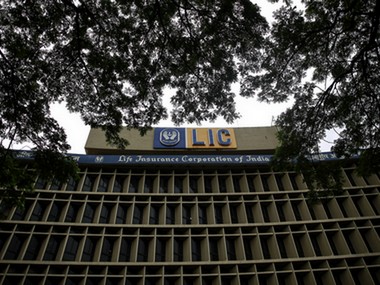 Govt appoints Hemant Bhargava as interim chairman of LIC; initiates process to select regular chairman Govt appoints Hemant Bhargava as interim chairman of LIC; initiates process to select regular chairman