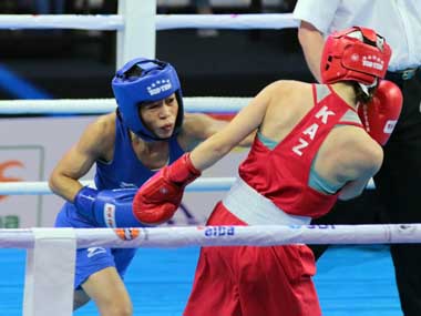 Women's World Boxing Championships: MC Mary Kom storms into 48kg quarters; Manisha Moun closes in on maiden medal Women's World Boxing Championships: MC Mary Kom storms into 48kg quarters; Manisha Moun closes in on maiden medal
