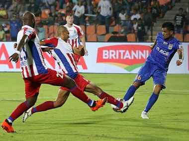 ISL 2018-19: Sloppy and lethargic Mumbai City FC, ATK show little promise in goalless draw ISL 2018-19: Sloppy and lethargic Mumbai City FC, ATK show little promise in goalless draw