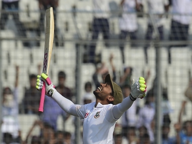 Bangladesh vs Zimbabwe: The keeper-batsman dual role brings out best in Mushfiqur Rahim and it's high time selectors realise it Bangladesh vs Zimbabwe: The keeper-batsman dual role brings out best in Mushfiqur Rahim and it's high time selectors realise it