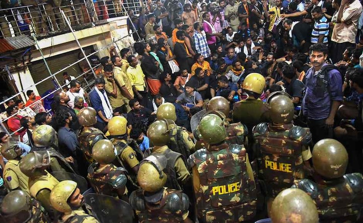 Sabarimala protests: Police arrest over 70 devotees from temple premises for defying prohibitory orders