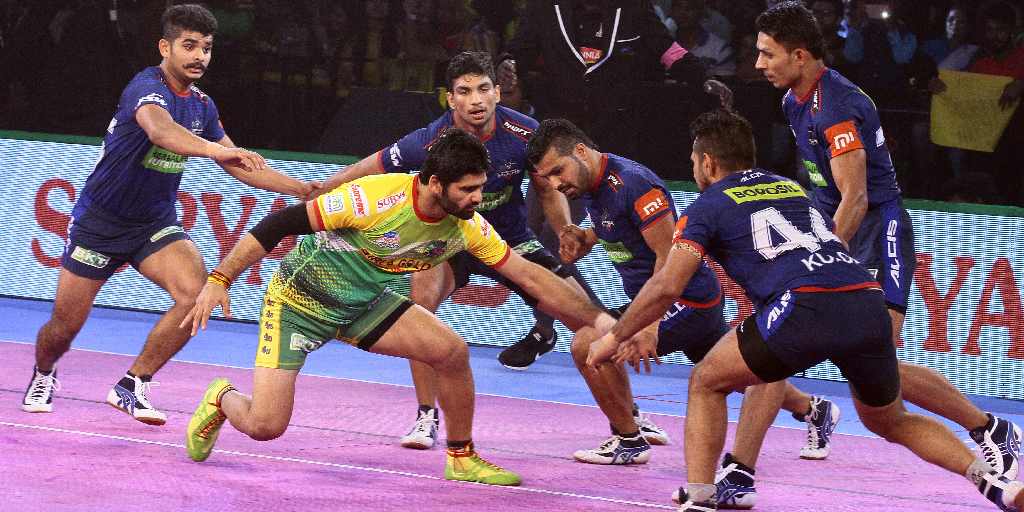 Roaring onto the mat, Sachin Tanwar's here to stay, Patna Pirates' speedy  raider, points galore every play 👑 . . . #PatnaPirates…