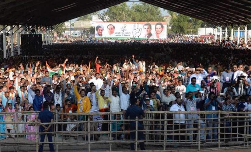 Chhattisgarh polls: Miffed with lack of development, people queue up to attend Rahul Gandhis rally in Jagdalpur