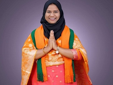 Syed Shahzadi is contesting the polls against AIMIM's Akbaruddin Owaisi from the Chandrayan Gutta Assembly seat. 101Reporters