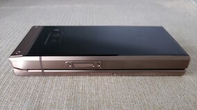 Samsung W2019 luxury flip phone leaked images reveal USB-C port, no headphone jack