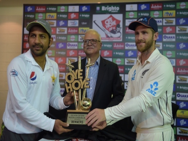 Pakistan vs New Zealand, Highlights, 2nd Test at Dubai, Day 2, Full Cricket Score: Kiwis 24/0 at Stumps, trail by 394 Pakistan vs New Zealand, Highlights, 2nd Test at Dubai, Day 2, Full Cricket Score: Kiwis 24/0 at Stumps, trail by 394