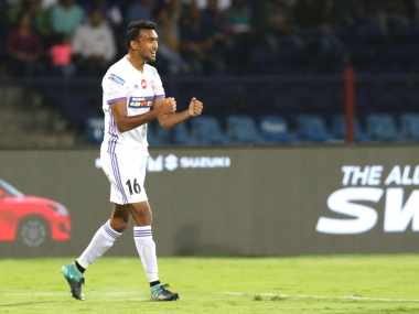 ISL 2018-19: FC Pune City’s Sarthak Golui proves his worth after reigniting father Deb Kumar’s unfulfilled dream ISL 2018-19: FC Pune City’s Sarthak Golui proves his worth after reigniting father Deb Kumar’s unfulfilled dream