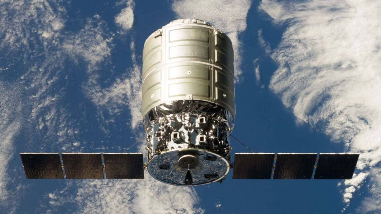 cygnus spacecraft