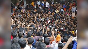 Sangh Parivar takes over control of Sabarimala as over 2,300 cops remain mute spectators during Chithira atta visesham puja