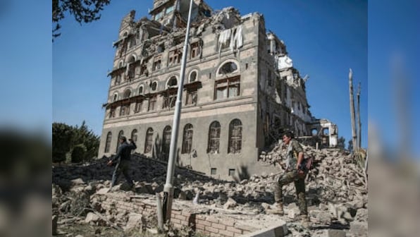 Houthi rebels clash with pro-government military coalition in Yemen’s Hodeida city; 149 lives claimed in 24 hours