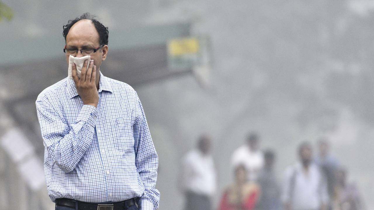 Air pollution cuts the average India's lifespan by 4 years, according to a new study.
