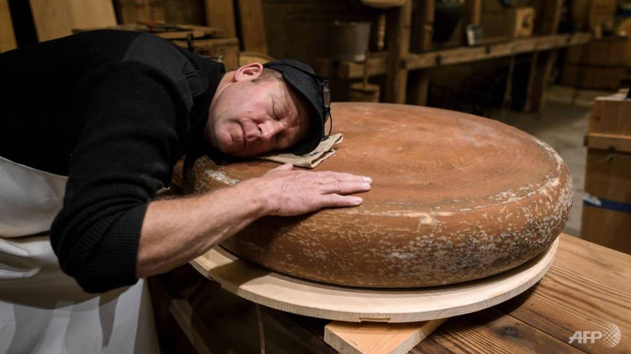Sonic cheese: A Swiss study that experiments with sound to make cheese taste better Sonic cheese: A Swiss study that experiments with sound to make cheese taste better