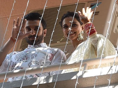 Deepika, Ranveer in Bengaluru ahead of wedding reception; Zayn Malik covers Race song 'Allah Duhai Hai': Social Media Stalkers' Guide Deepika, Ranveer in Bengaluru ahead of wedding reception; Zayn Malik covers Race song 'Allah Duhai Hai': Social Media Stalkers' Guide