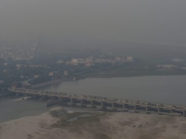 Delhi air quality remains very poor; stubble burning in Uttar Pradesh recorded for first time this season Delhi air quality remains very poor; stubble burning in Uttar Pradesh recorded for first time this season