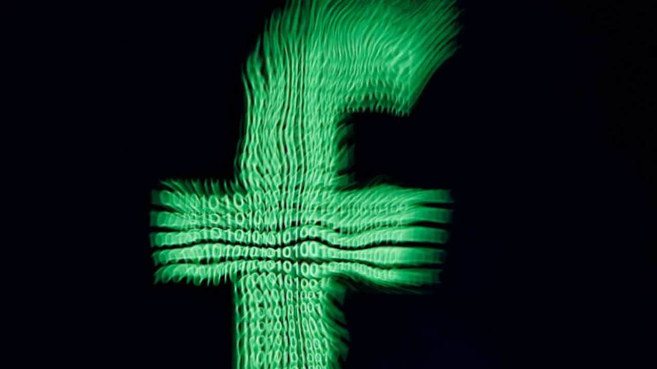  Facebook logo. 