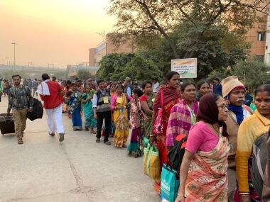 Farmers' protest in Delhi: Students come out in hordes to stand shoulder-to-shoulder with farmers amid grave agrarian crisis