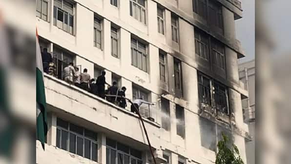 Fire breaks out at Apeejay House in Kolkata's Park Street; no casualties reported, cause still uncertain