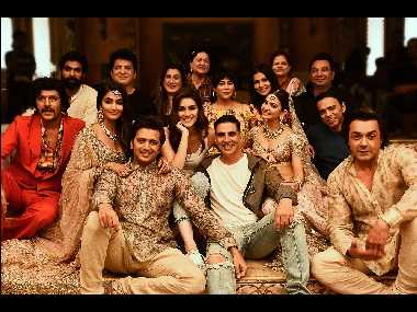 Housefull 4 box office collection: Akshay Kumar, Riteish Deshmukh's comedy earns Rs 87.78 crore on opening weekend Housefull 4 box office collection: Akshay Kumar, Riteish Deshmukh's comedy earns Rs 87.78 crore on opening weekend