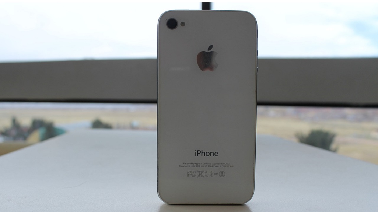 Apple to soon launch a repair program for devices as old as the iPhone 4S: Report Apple to soon launch a repair program for devices as old as the iPhone 4S: Report