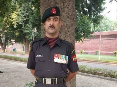 Lance Naik Nazir Ahmed Wani: Former militant who joined army after returning to mainstream dies in encounter, tributes pour in