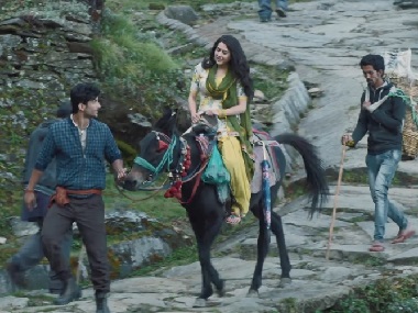 Kedarnath: Bombay HC dismisses PIL filed against Sara Ali Khan's film for allegedly hurting religious sentiments Kedarnath: Bombay HC dismisses PIL filed against Sara Ali Khan's film for allegedly hurting religious sentiments