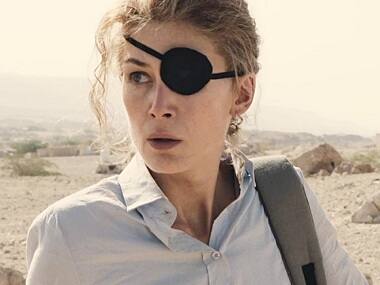 A Private War movie review: Rosamund Pike delivers Oscar-friendly performance in this potent drama