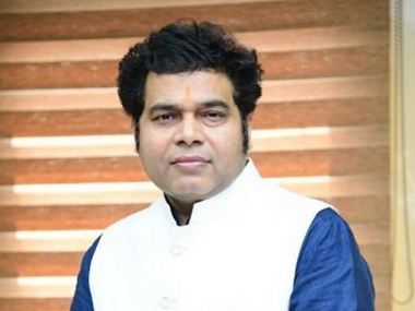 UP minister Shrikant Sharma calls Congress 'big drain of corruption', says 'small drains like SP, BSP fall into it' UP minister Shrikant Sharma calls Congress 'big drain of corruption', says 'small drains like SP, BSP fall into it'