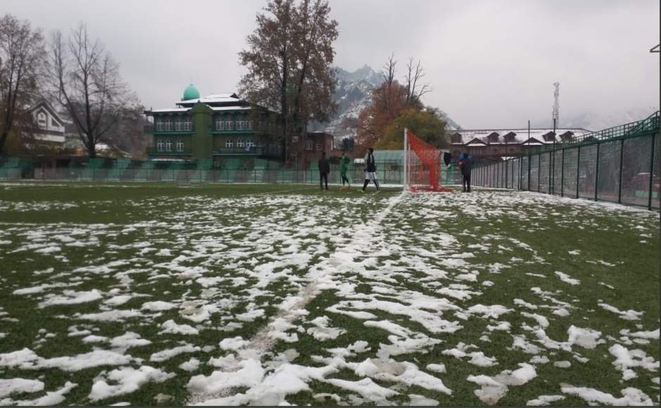 Where life went on as usual in many parts of the state, others faced difficulty. Several important roads including the key Jammu-Srinagar Highway has been blocked. Snowfall in Srinagar has also led to cancellation of several flights from the state capital. Twitter/@IndianFootball