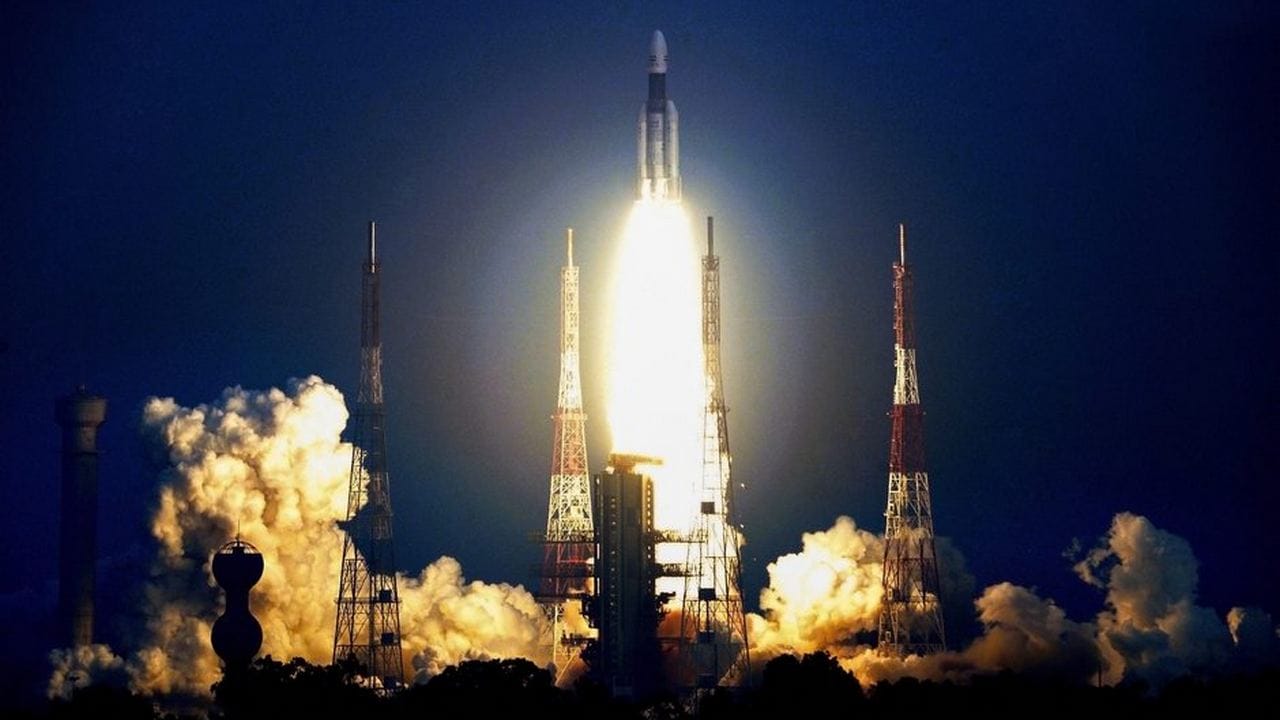 ISRO's Geosynchronous Satellite Launch Vehicle Mark III D2 (or GSLV Mk3 D2) carrying the GSAT-29 communication satellite lifts off from Satish Dhawan Space Centre in Sriharikota, Wednesday, 14 November 2018. Image credit: ISRO