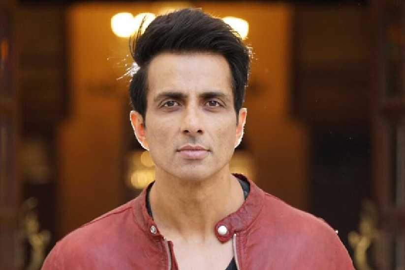 Coronavirus Outbreak: Sonu Sood arranges more buses for migrant workers, says he will continue helping them Coronavirus Outbreak: Sonu Sood arranges more buses for migrant workers, says he will continue helping them