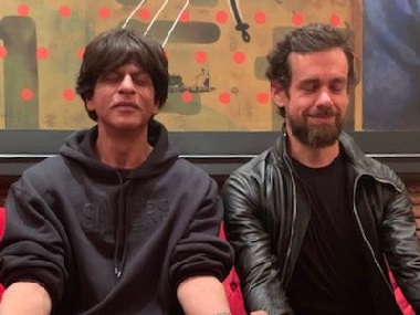 Shah Rukh Khan, Twitter CEO Jack Dorsey banter online before meeting at actor's Mumbai residence Shah Rukh Khan, Twitter CEO Jack Dorsey banter online before meeting at actor's Mumbai residence