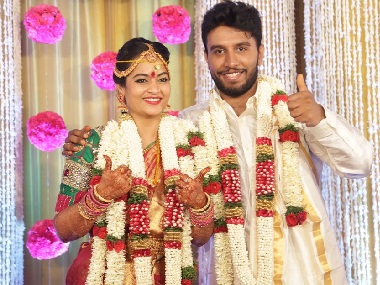 Shivaji Dev, grandson of Sivaji Ganesan, marries former Bigg Boss Tamil contestant Suja Varunee Shivaji Dev, grandson of Sivaji Ganesan, marries former Bigg Boss Tamil contestant Suja Varunee