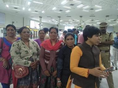 Sabarimala temple reopening: Activist Trupti Desai says Kerala Police asked her to return to Pune Sabarimala temple reopening: Activist Trupti Desai says Kerala Police asked her to return to Pune