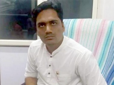 Surat police arrests Hardik Patel's aide Alpesh Kathiria for 'misbehaving' with traffic cops; PAAS convener released on bail Surat police arrests Hardik Patel's aide Alpesh Kathiria for 'misbehaving' with traffic cops; PAAS convener released on bail