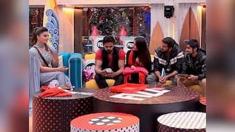 Bigg Boss 12, 24 December, Day 99 written updates: Urvashi Rautela brings Christmas gifts for contestants
