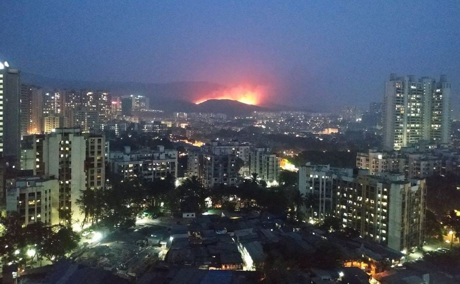 The blaze was first reported at 6:21 pm in the evening and several internet users tweeted photos of the blaze from high-rises. Twitter/@ketan83 The blaze was first reported at 6:21 pm in the evening and several internet users tweeted photos of the blaze from high-rises. Twitter/@ketan83