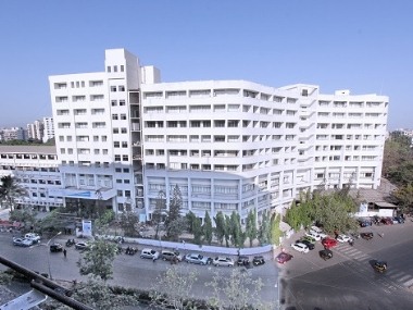 Stampede at Mithibai College: Eight students rushed to Mumbai's Cooper Hospital, three in ICU Stampede at Mithibai College: Eight students rushed to Mumbai's Cooper Hospital, three in ICU