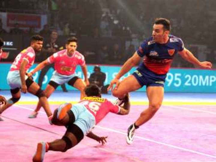 Pro Kabaddi League 2018: Jaipur Pink Panthers stage fine comeback to eke out a tie against Dabang Delhi
