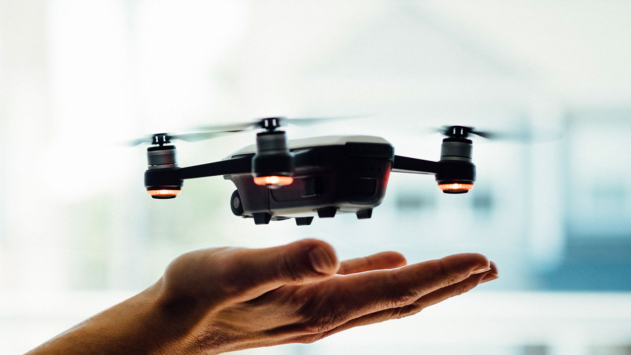 This drone can climb up walls, fly like a quadcopter and turn into a car-like robot This drone can climb up walls, fly like a quadcopter and turn into a car-like robot