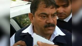 ED conducts raid at house of Robert Vadra's 'close aide' and Congress worker Jagdish Sharma, questions him