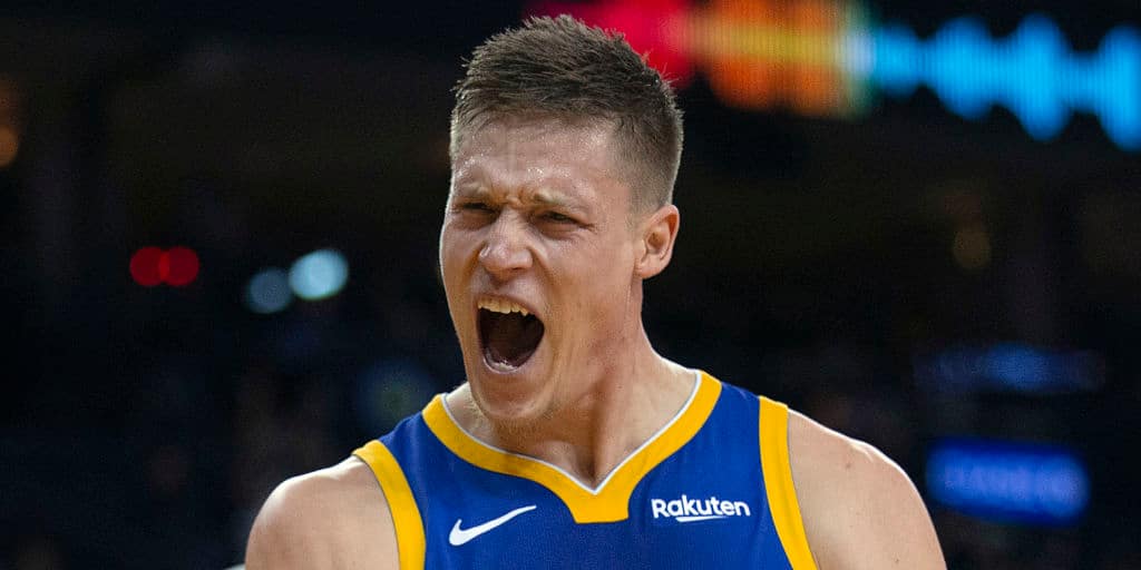 NBA Jonas Jerebko stars from the bench in Warriors' win over Mavericks