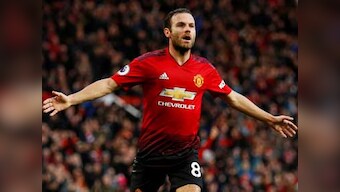 Premier League: Manchester United midfielder Juan Mata urges team to find killer instinct after frustrating start to season