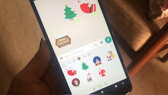 WhatsApp for Android may soon get sticker, emoji tabs in the doodle feature