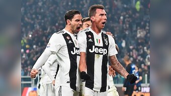 Serie A: Mario Mandzukic's lone goal against Inter Milan helps Juventus move 11 points clear at top of table